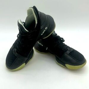 NIKE LEBRON 16 QS Glow Black Basketball Shoes Men’s Size 8.5 RARE CD2451-001